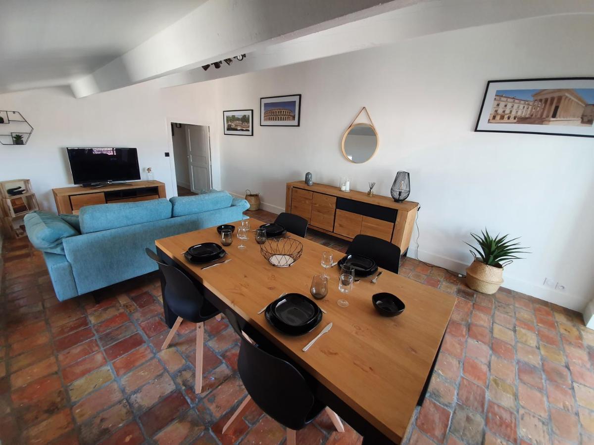 Au Coeur Du Centre Historique - Immeuble Classe - Terrasse - Climatise Nîmes Esterno foto